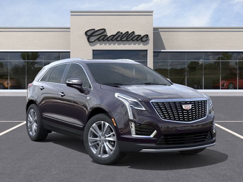 New 2025 Cadillac XT5 Premium Luxury w/ Technology Package FWD image 7