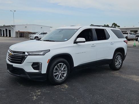Used 2022 Chevrolet Traverse LT FWD image 20