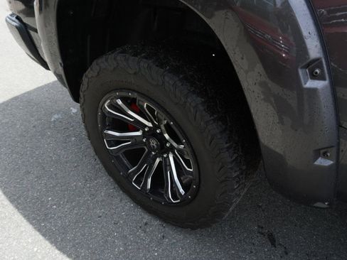 Used 2022 RAM 1500 Big Horn AWD/4WD image 5