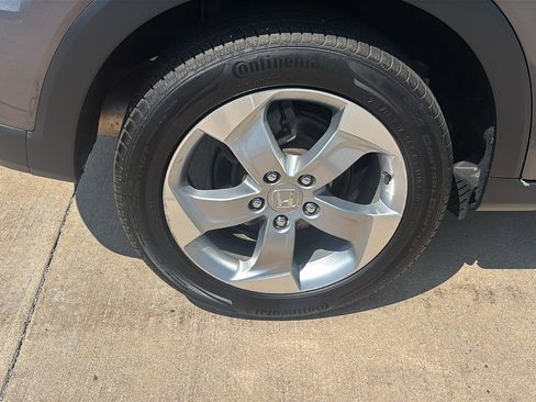 Used 2016 Honda HR-V EX image 11