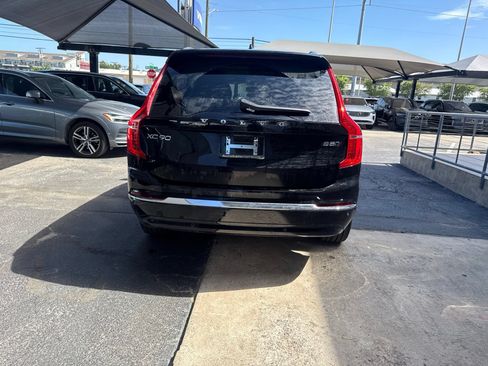 Used 2024 Volvo XC90 B5 Plus AWD/4WD image 6