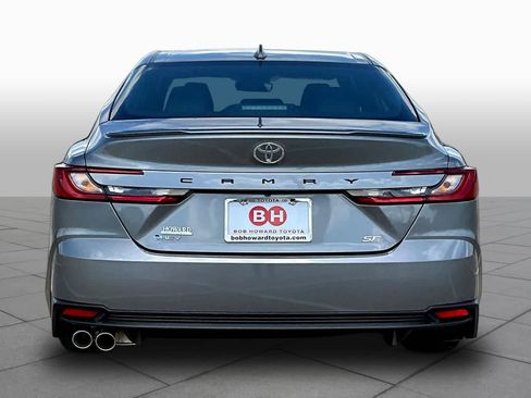 New 2026 Toyota Camry SE w/ Convenience Package FWD image 4