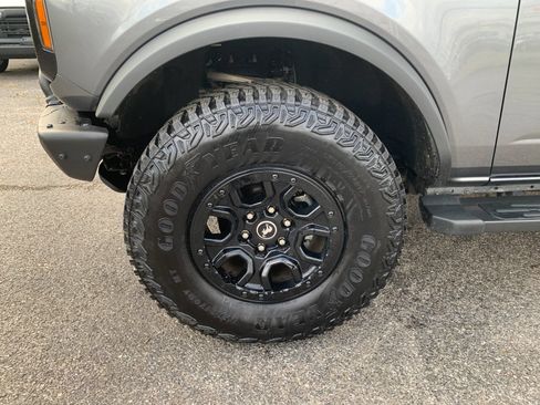 Used 2022 Ford Bronco Wildtrak AWD/4WD image 33