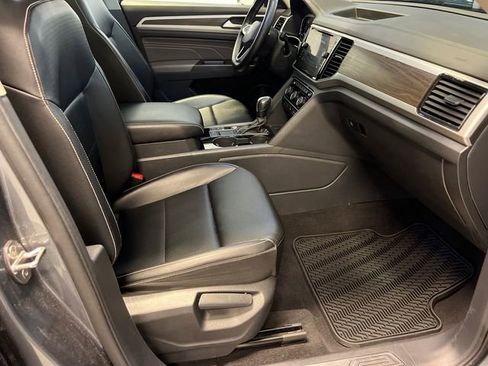 Used 2022 Volkswagen Atlas SE image 11