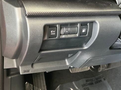 New 2026 Subaru Crosstrek 2.5i Limited AWD/4WD image 27