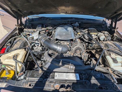 Used 1990 Cadillac Brougham image 7