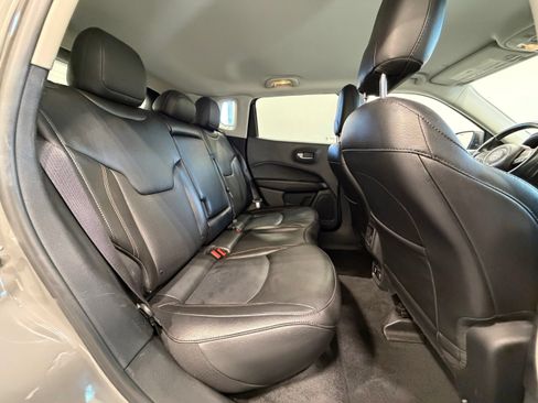 Used 2021 Jeep Compass Limited AWD/4WD image 26
