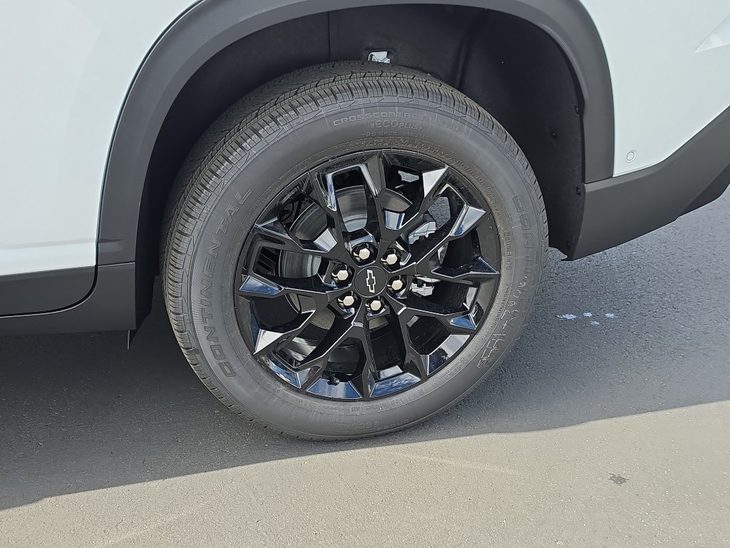 New 2026 Chevrolet Traverse LT w/ Enhanced Driving Package AWD/4WD image 12