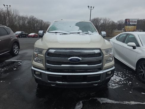 Used 2017 Ford F150 Lariat image 2