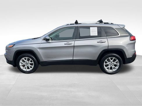 Used 2014 Jeep Cherokee Latitude AWD/4WD image 4