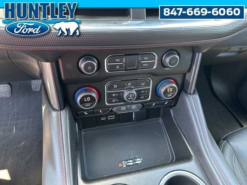 Used 2022 Chevrolet Suburban RST w/ Luxury Package image 26