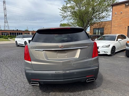 Used 2017 Cadillac XT5 Luxury w/ Driver Awareness Package FWD image 5