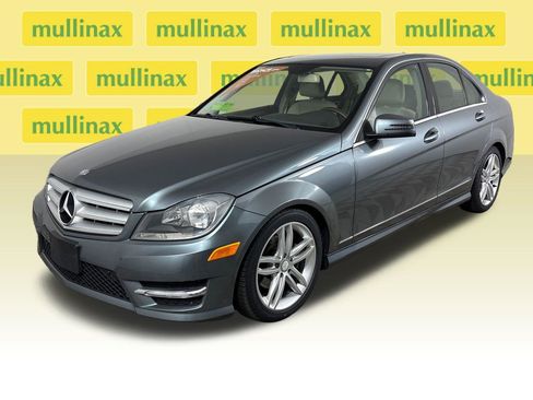 Used 2012 Mercedes-Benz C 300 4MATIC Sedan image 13