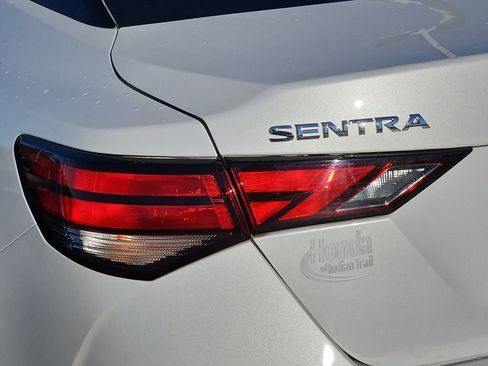 Used 2022 Nissan Sentra SV image 37
