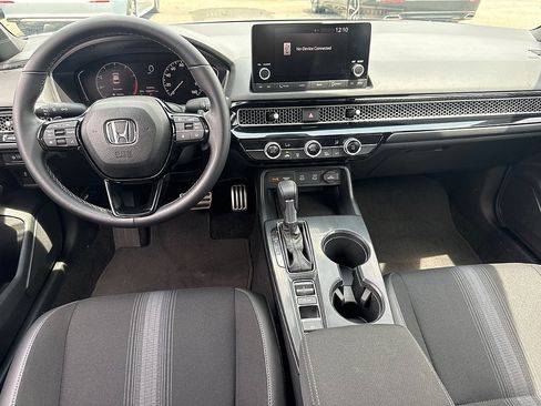 Used 2025 Honda Civic Sport image 9