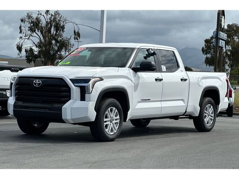 New 2025 Toyota Tundra SR5 image 8