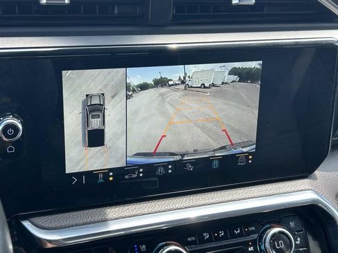 Used 2023 GMC Sierra 1500 Denali AWD/4WD image 39