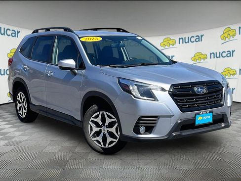 Used 2023 Subaru Forester Premium AWD/4WD image 1