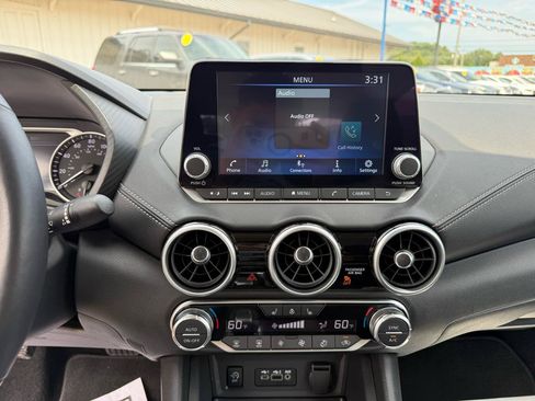 Used 2025 Nissan Sentra SV w/ All-Weather Package FWD image 9