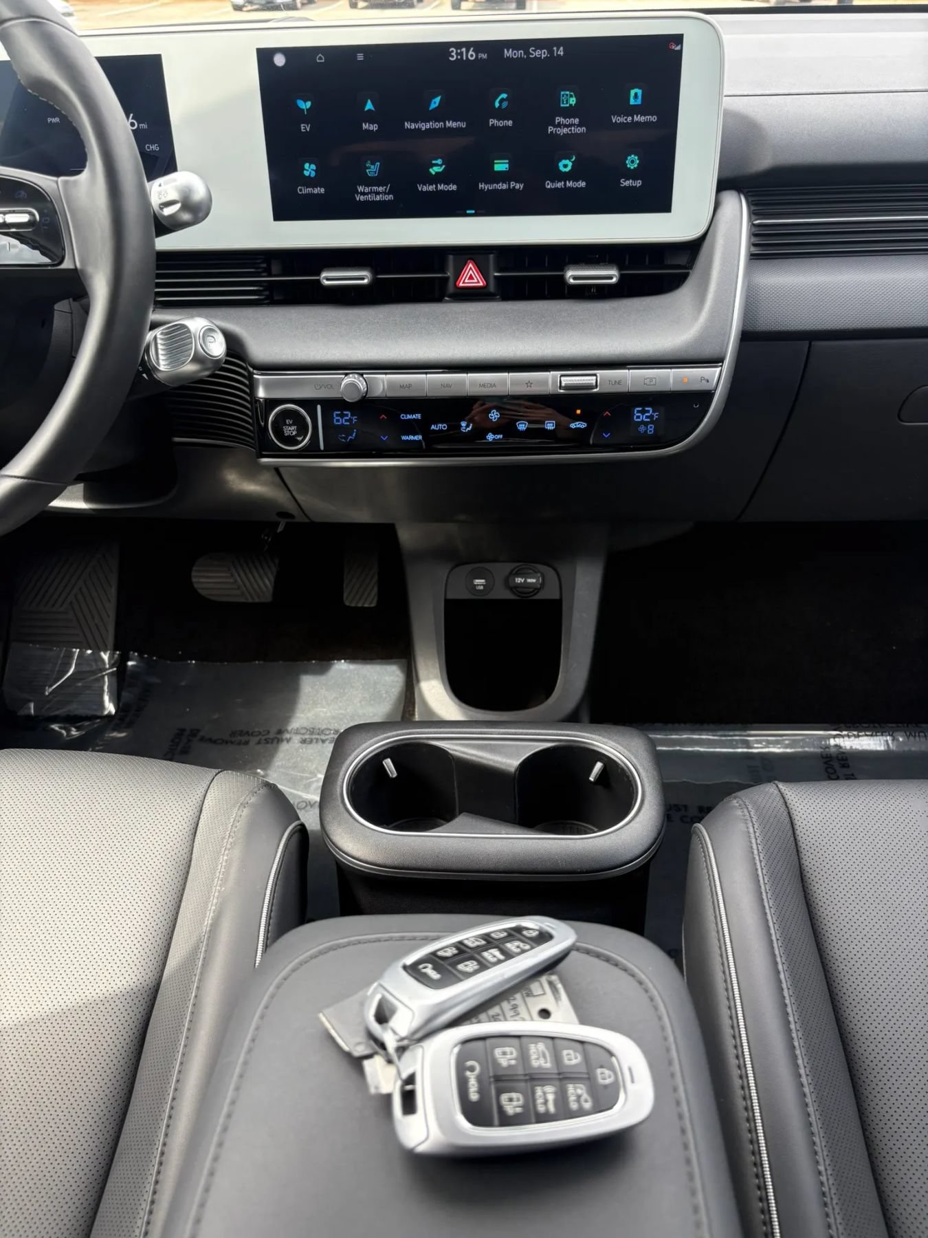 Used 2024 Hyundai Ioniq 5 Limited AWD/4WD image 21