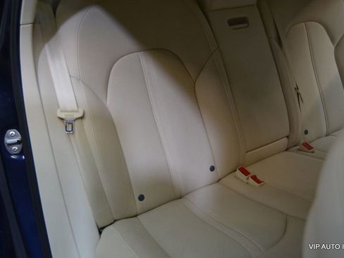 Used 2014 Audi A8 L TDI w/ Premium Package image 27