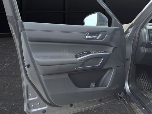 New 2026 Nissan Pathfinder SL AWD/4WD image 15