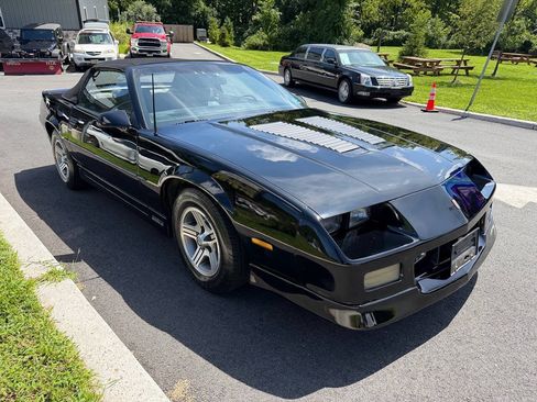 Used 1989 Chevrolet Camaro IROC-Z RWD image 7