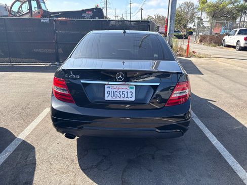 Used 2012 Mercedes-Benz C 250 Sedan image 6