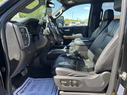 Used 2022 Chevrolet Silverado 2500 High Country w/ Safety Package II AWD/4WD image 27