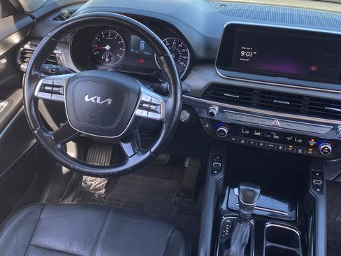 Certified 2022 Kia Telluride EX w/ EX Premium Package AWD/4WD image 12