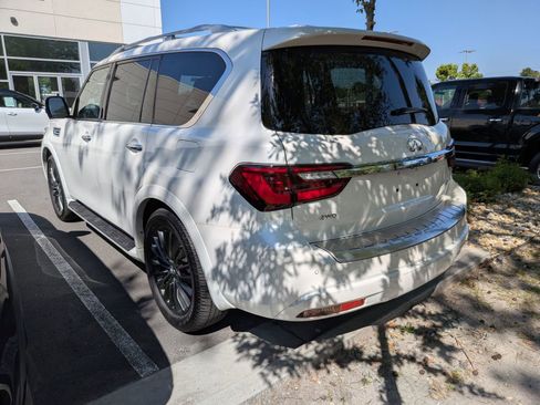 Used 2023 INFINITI QX80 Sensory w/ Cargo Package image 4