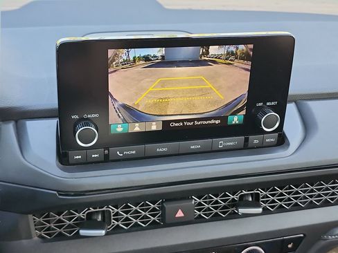 Certified 2023 Honda Accord EX image 27