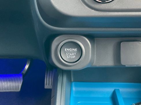 New 2025 Ford Maverick XLT w/ XLT Luxury Package image 23