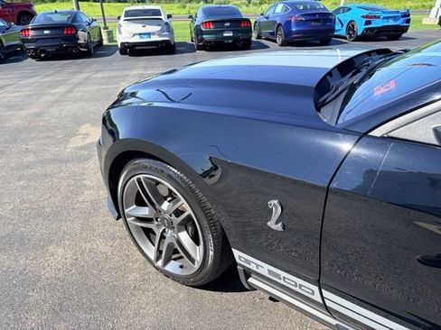 Used 2011 Ford Mustang Shelby GT500 RWD image 5