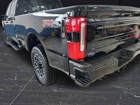 New 2026 Ford F250 Platinum image 38