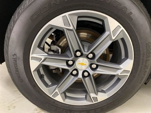 Used 2025 Chevrolet Blazer LT AWD/4WD image 25