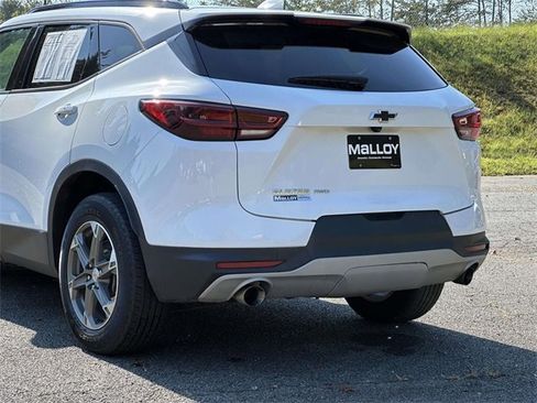 Used 2024 Chevrolet Blazer LT w/ Convenience Package image 4