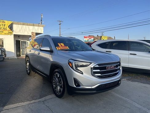 Used 2019 GMC Terrain SLT image 30
