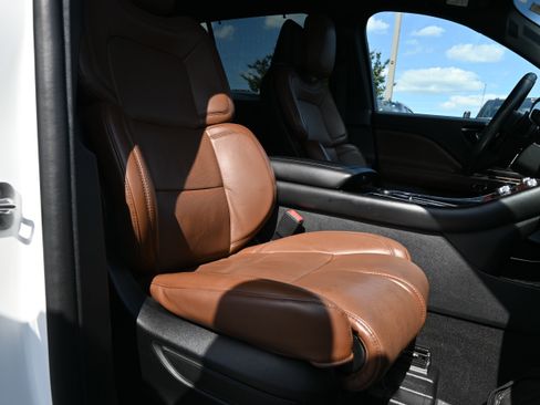 Used 2021 Lincoln Aviator Grand Touring w/ Equipment Group 302A AWD/4WD image 35
