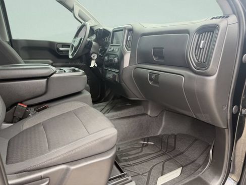 Used 2022 Chevrolet Silverado 1500 Custom w/ Safety Confidence Package RWD image 15