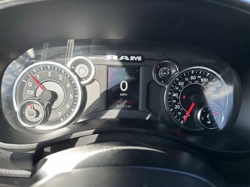 Used 2024 RAM 2500 Big Horn image 29