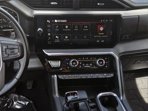 Used 2023 GMC Sierra 1500 Denali w/ Denali Reserve Package AWD/4WD image 23