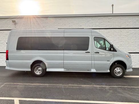 New 2025 Mercedes-Benz Sprinter 3500 image 7