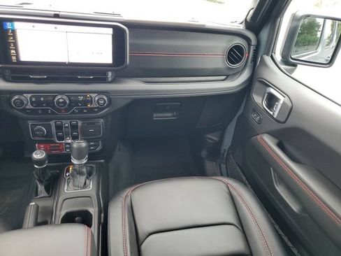 Used 2024 Jeep Wrangler Unlimited Rubicon w/ Safety Group AWD/4WD image 16