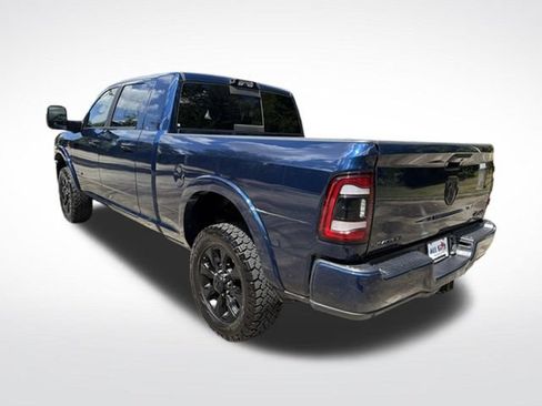 Used 2023 RAM 2500 Limited w/ Night Edition AWD/4WD image 5