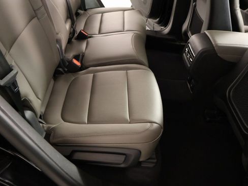 New 2026 Lincoln Corsair Premiere image 15