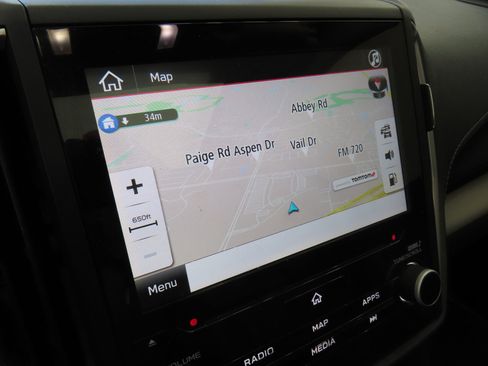 Used 2023 Subaru Forester Limited image 21