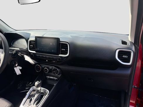 Certified 2023 Hyundai Venue SE FWD image 26