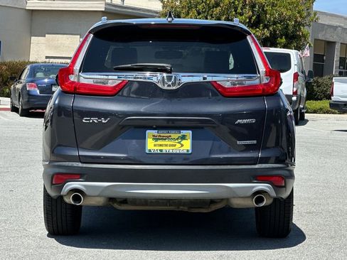 Used 2017 Honda CR-V Touring image 4