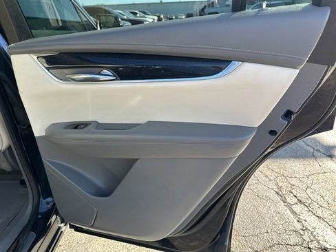 Certified 2022 Cadillac XT6 Premium Luxury w/ Technology Package image 24